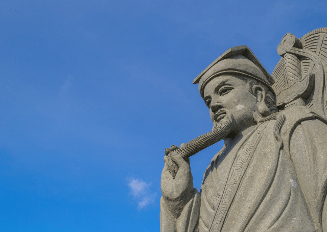 Statue de dieu chinois
