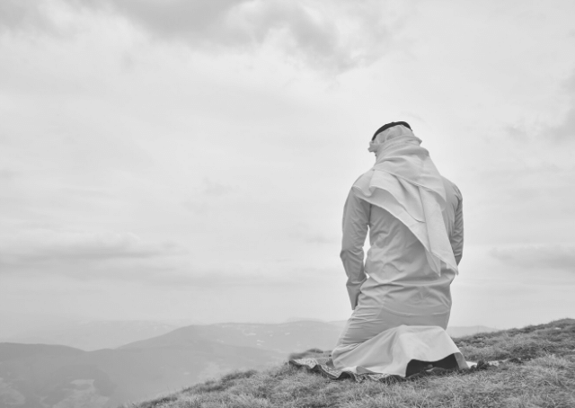 Musulman arabe en prière