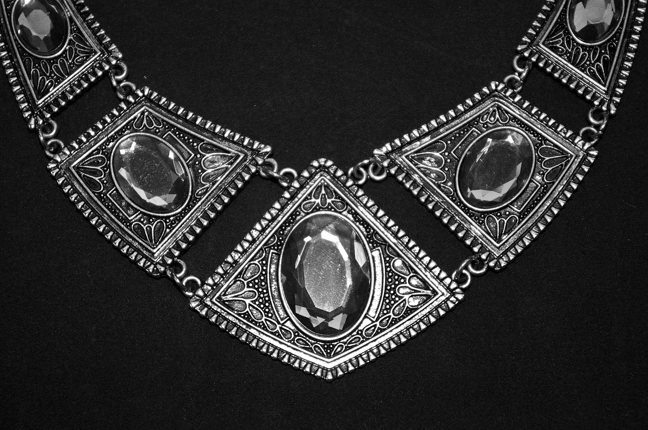 Collier égyptien