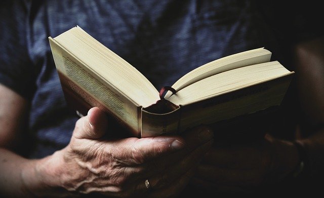 Les épithètes homériques dans l'Iliade